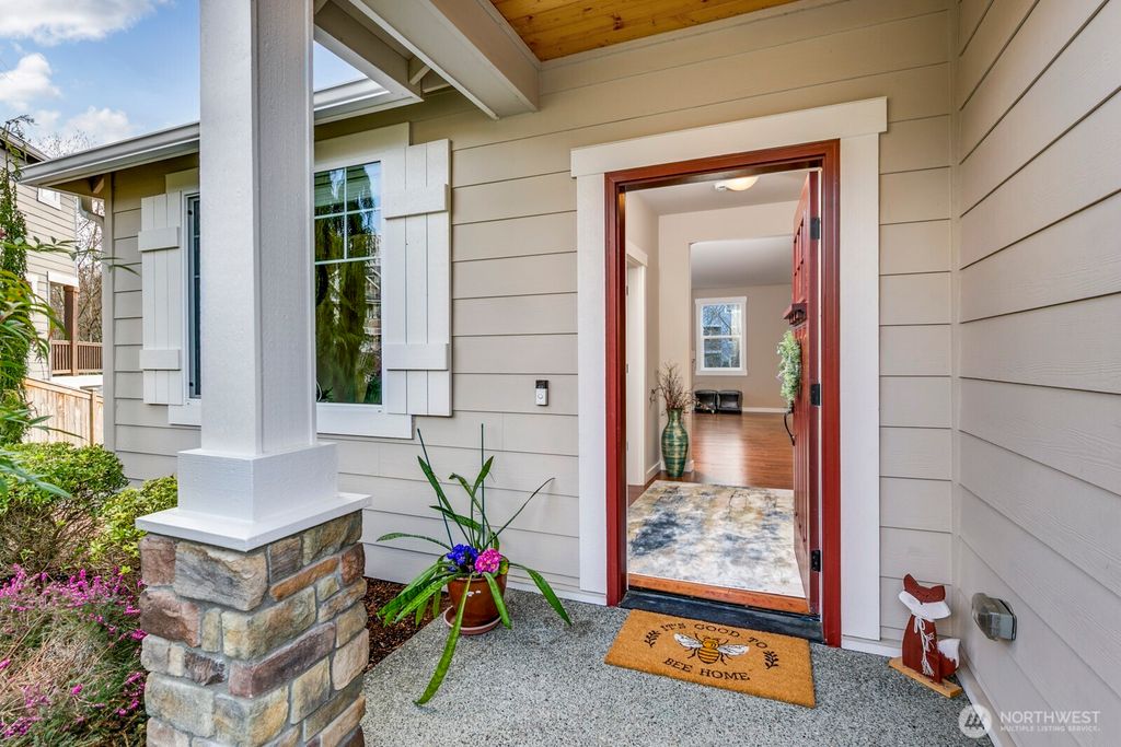 Photo of 14509 18th Place W, Lynnwood, WA 98087 (MLS # 2347699)