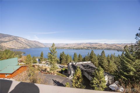 Photo of 31 Cougar Crossing Ln, Chelan, WA 98816 (MLS # 2386953)