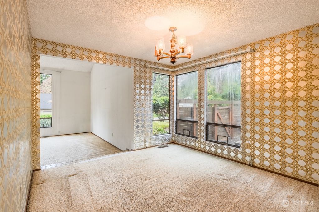 Photo of 9825 S 262nd Place, Kent, WA 98030 (MLS # 2307271)