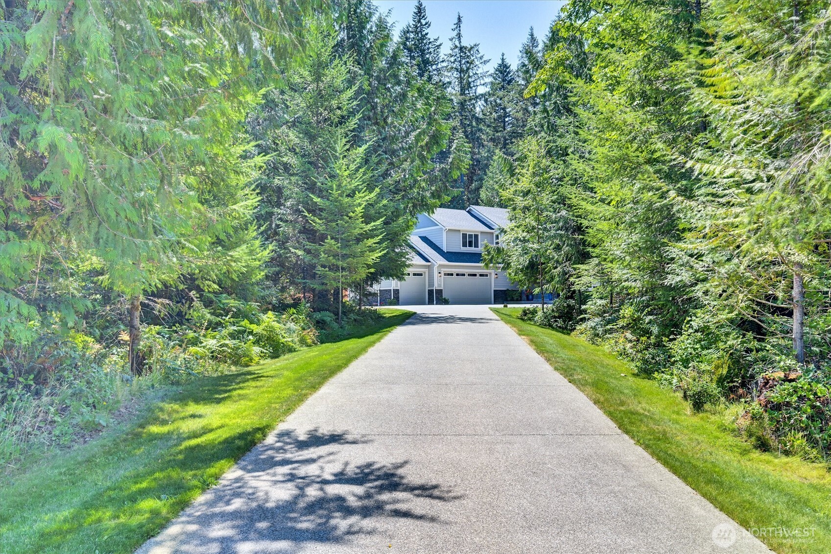 7407 Sunset Ridge Lane NW