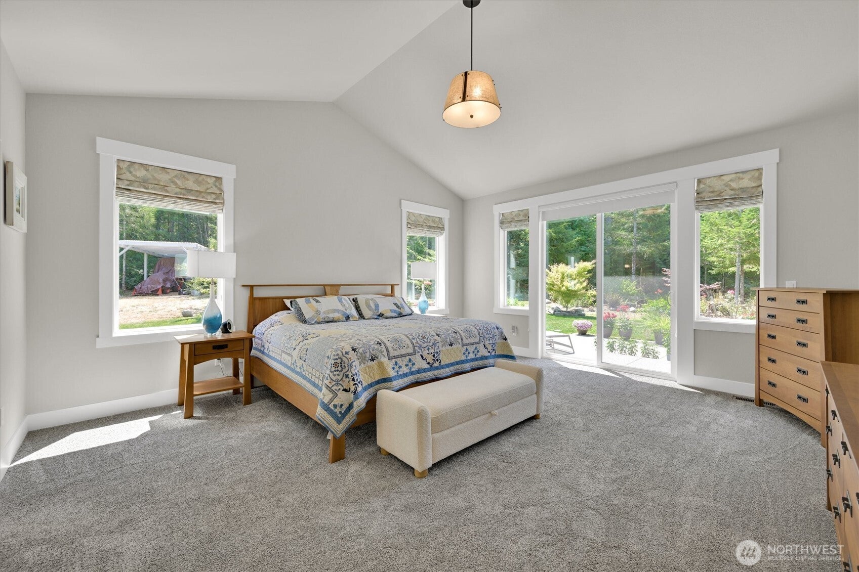 Olympia, Washington, 98502, United States, 4 Bedrooms Bedrooms, ,3 BathroomsBathrooms,Residential,Active,2036369