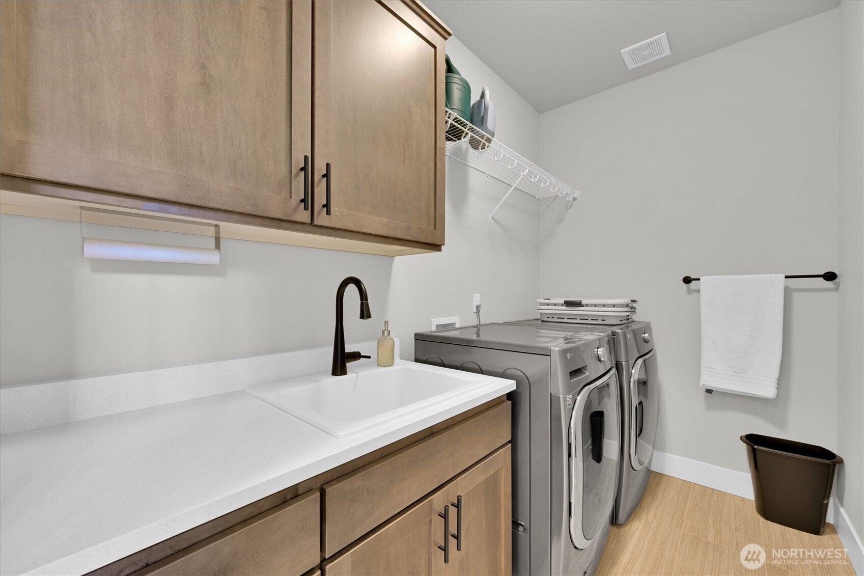 Olympia, Washington, 98502, United States, 4 Bedrooms Bedrooms, ,3 BathroomsBathrooms,Residential,Active,2036369