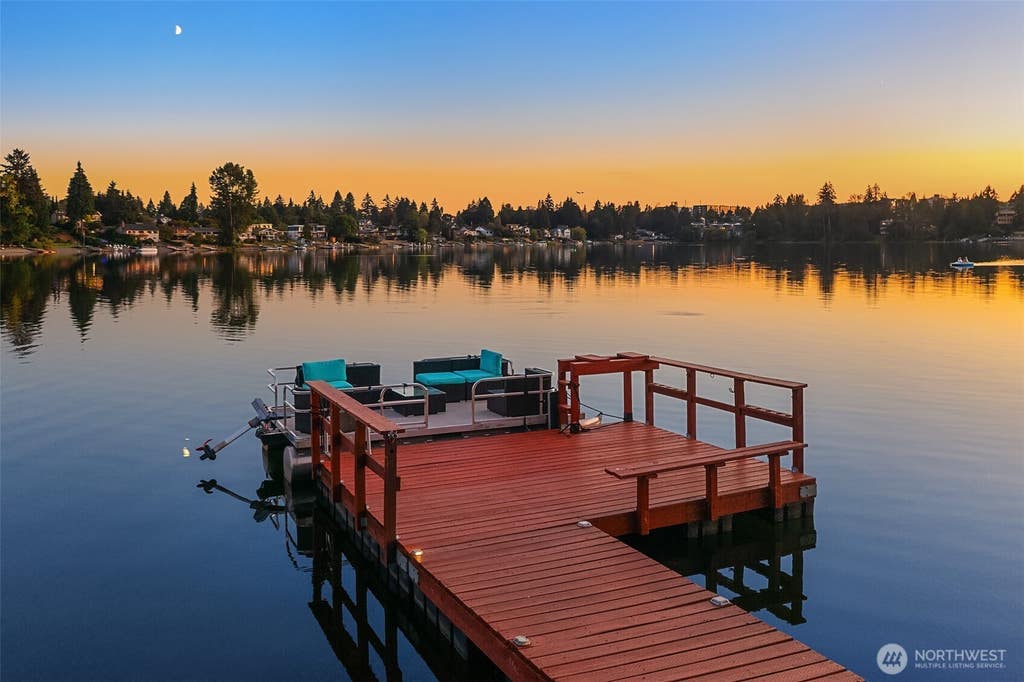 Photo of 3757 S 194th Street, SeaTac, WA 98188 (MLS # 2571224)