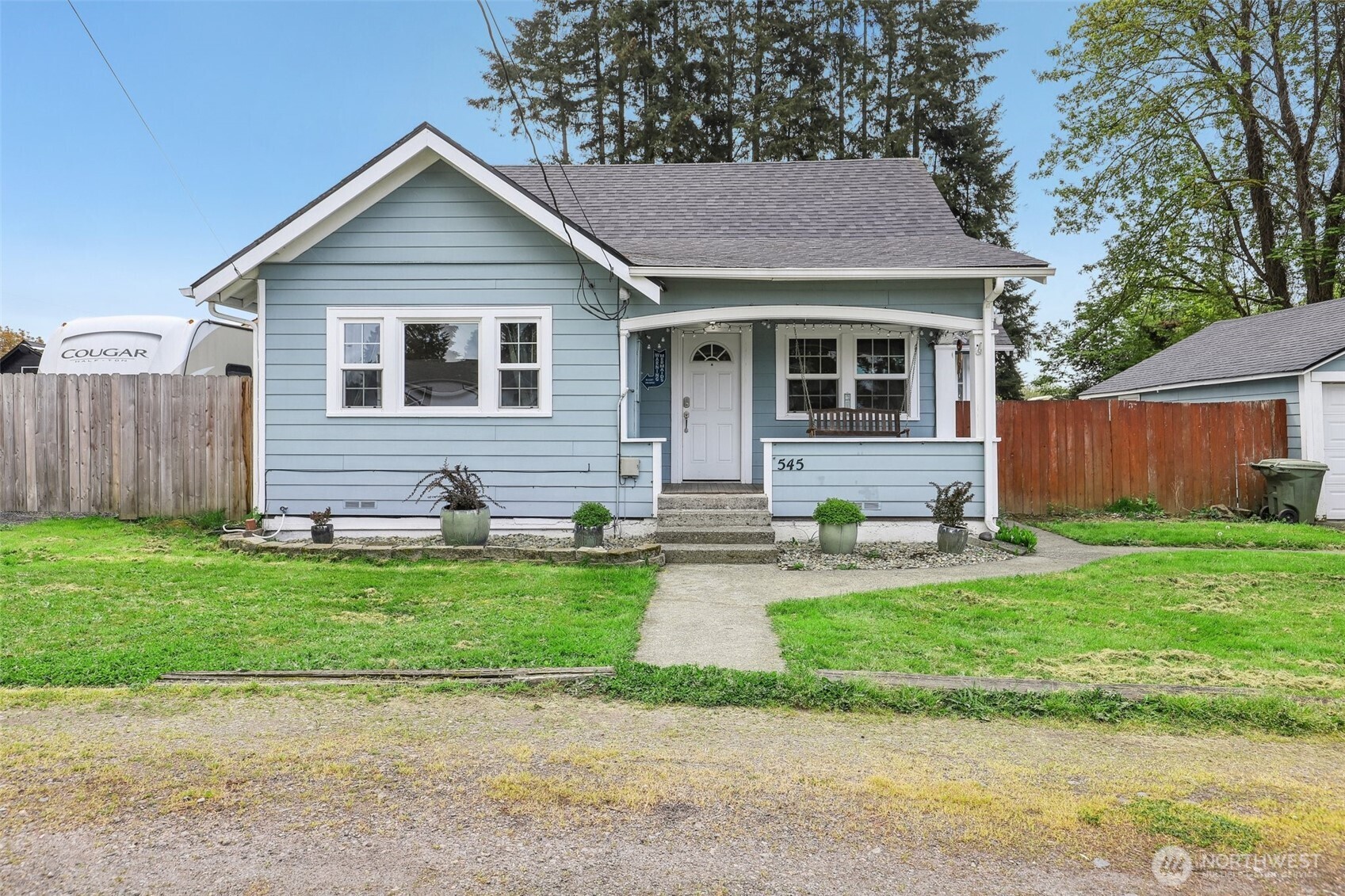Listing image 4