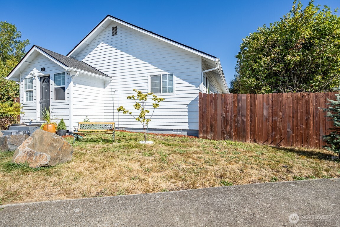 226 SW 16th Street