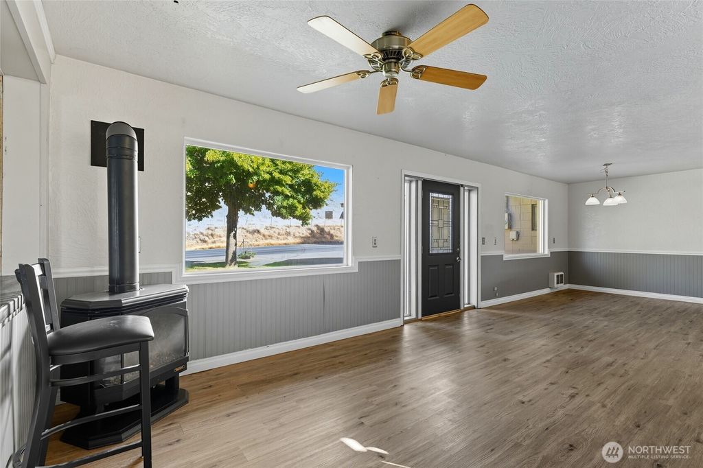 Photo of 54068 Walla Walla River Road, Milton-Freewater, OR 97862 (MLS # 2515286)