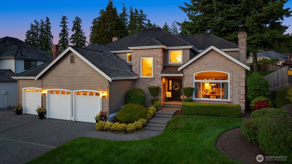 Photo of 4652 243rd Court SE, Sammamish, WA 98029 (MLS # 2405269)