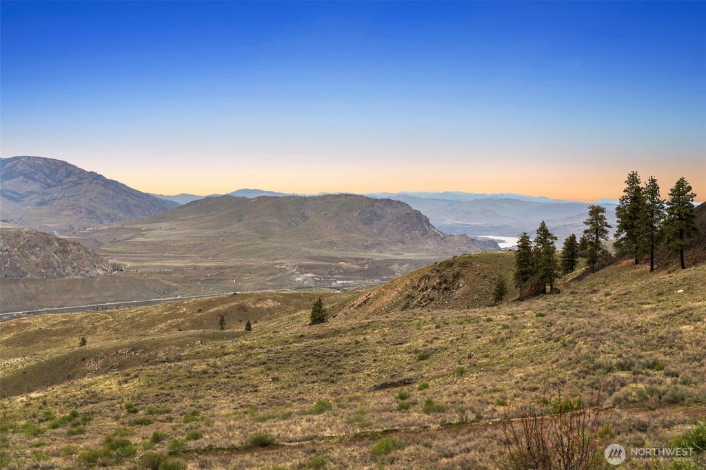 Photo of 1 Pine Bluffs Lane, Orondo, WA 98830 (MLS # 2495642)