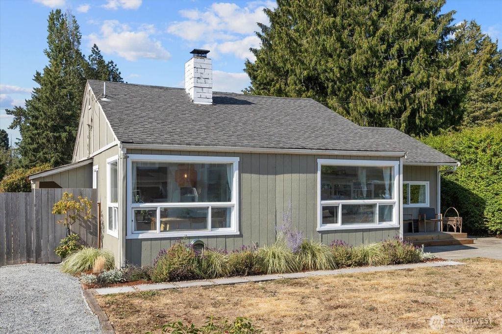 Photo of 2112 S 126th Street, Seattle, WA 98168 (MLS # 2411629)