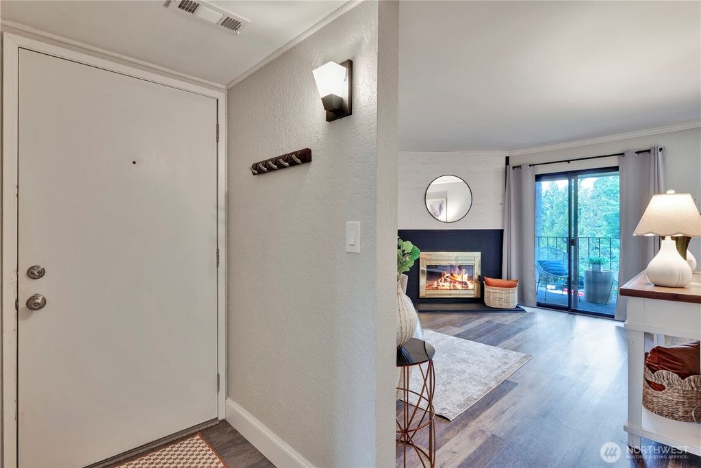 Photo of 6722 112th Avenue NE #8B, Kirkland, WA 98033 (MLS # 2339874)