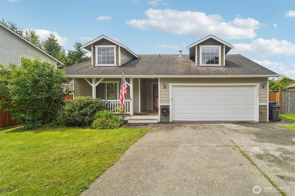 Photo of 10702 59th Avenue NE, Marysville, WA 98270 (MLS # 2391909)
