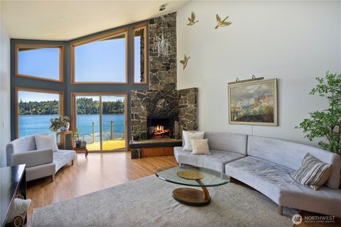 Photo of 140 Admiralty Ln Ln #370, Port Ludlow, WA 98365 (MLS # 2404801)