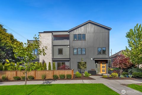 Photo of 3250 29th Avenue W, Seattle, WA 98199 (MLS # 2528586)