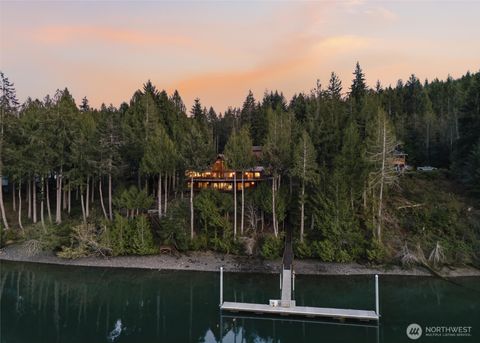 Photo of 17 Quiet Place, Brinnon, WA 98320 (MLS # 2459644)
