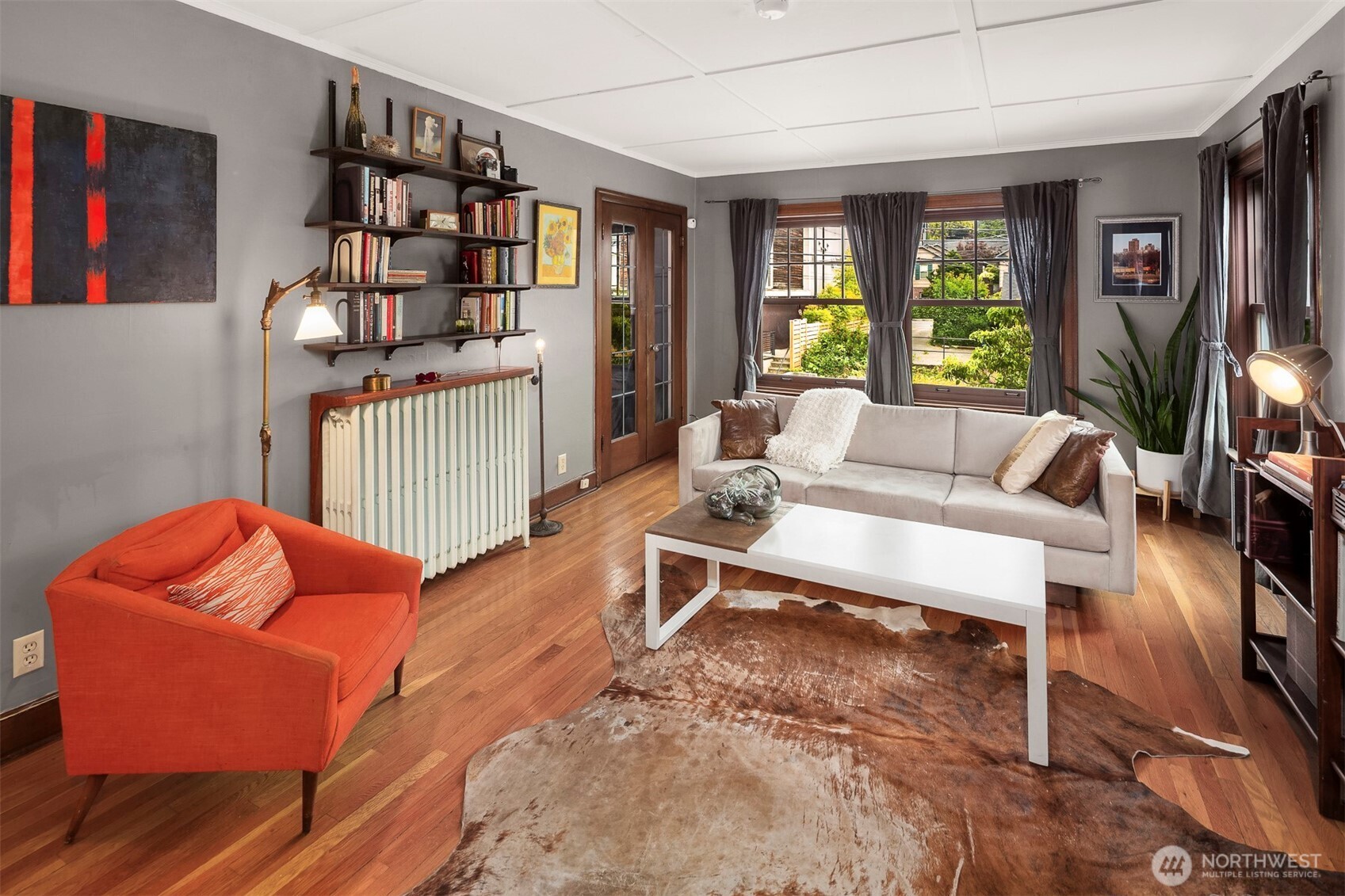 408 Bellevue Ave E 306