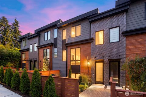 Photo of 117 6th Street #C, Kirkland, WA 98033 (MLS # 2562447)