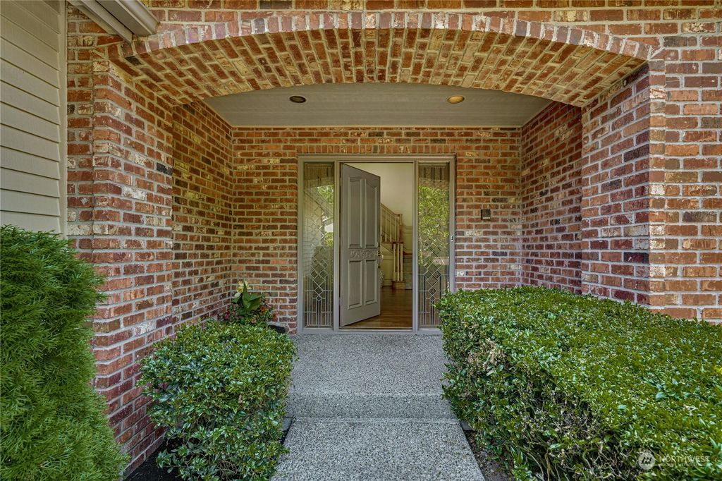 Photo of 9911 SE 5th Street St, Bellevue, WA 98004 (MLS # 2280160)