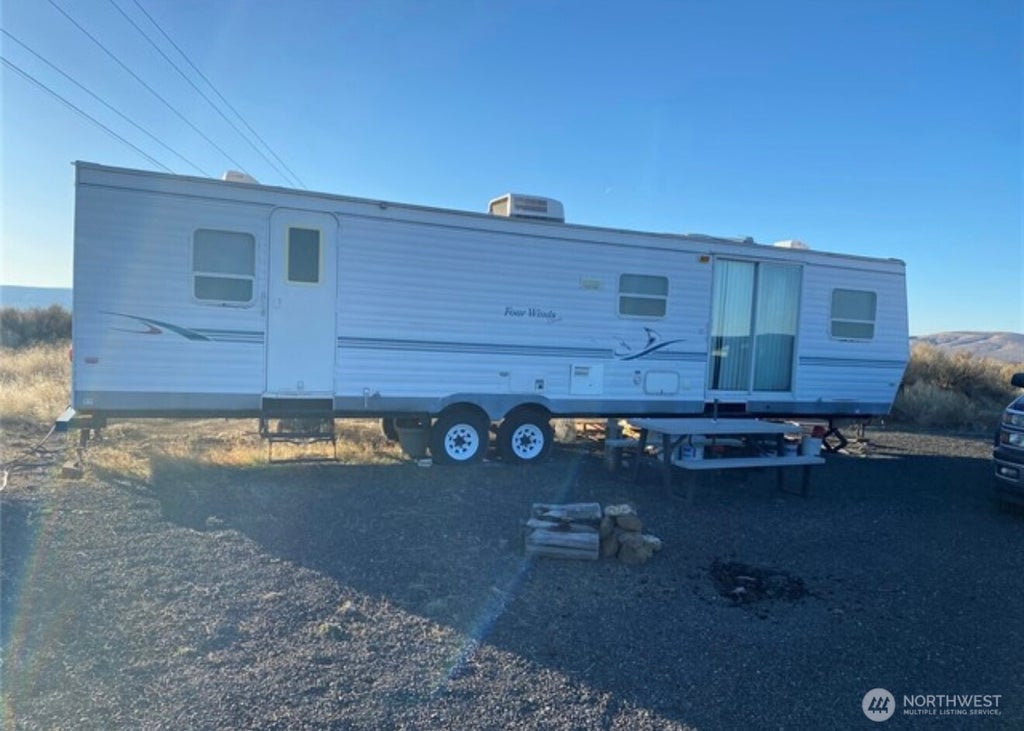 Photo of 4549 W Coyote Trail, Ephrata, WA 98902 (MLS # 2560992)