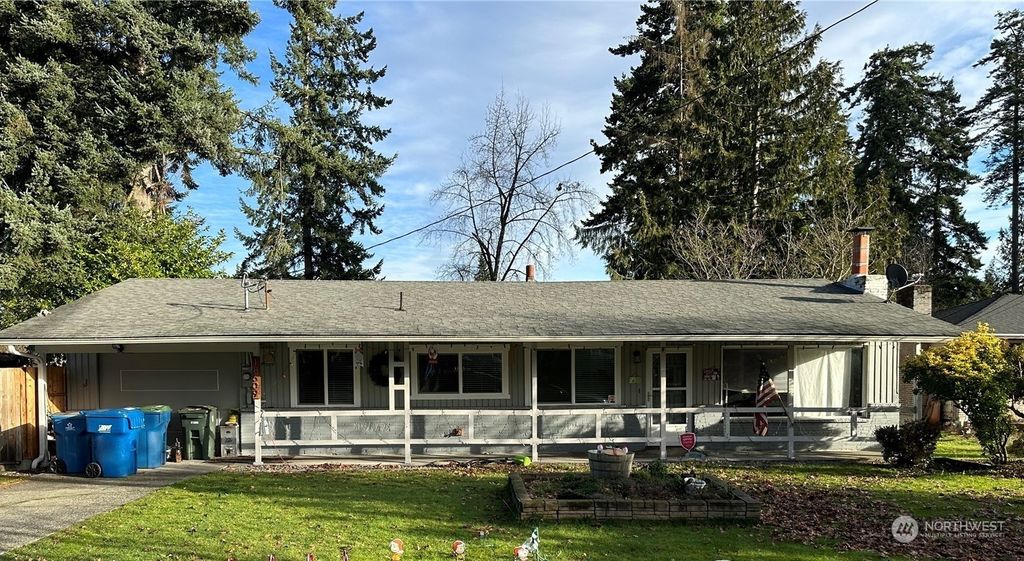 Photo of 18609 66th Avenue W, Lynnwood, WA 98037 (MLS # 2070541)