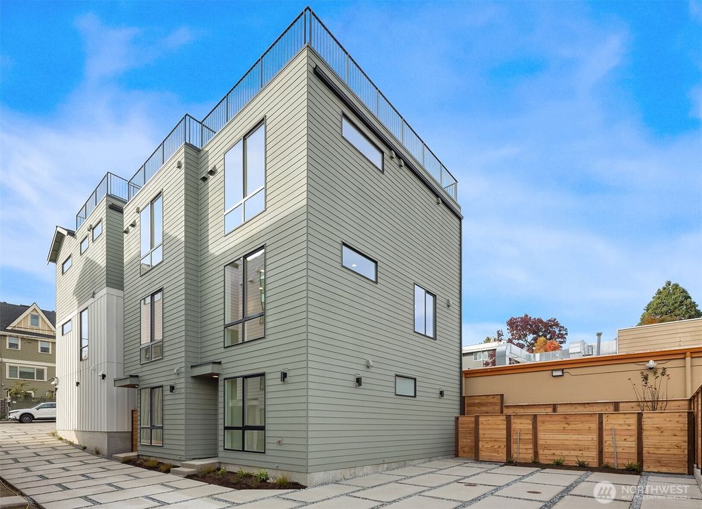 Photo of 4422 1st Avenue NE #B, Seattle, WA 98105 (MLS # 2459359)