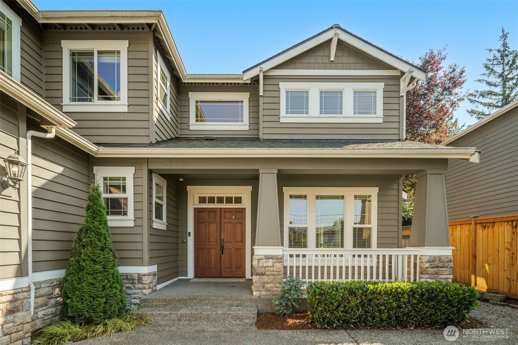 8821 SE 39th Street
