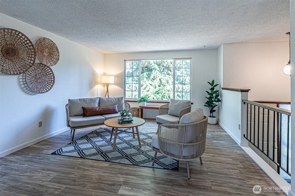 Photo of 3925 SW 336th Place, Federal Way, WA 98023 (MLS # 2437895)