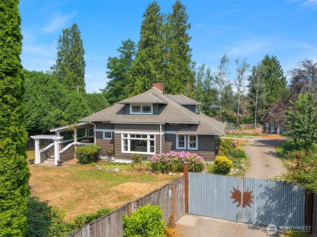 Photo of 32110 NE 55th Street, Carnation, WA 98014 (MLS # 2566591)