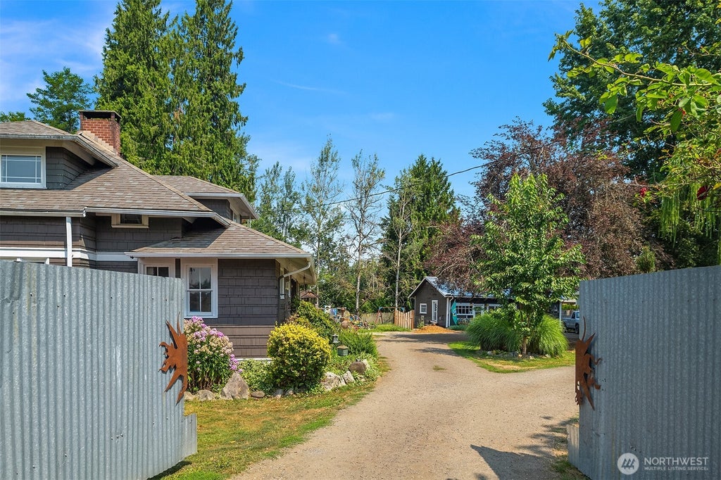 Photo of 32110 NE 55th Street, Carnation, WA 98014 (MLS # 2566591)