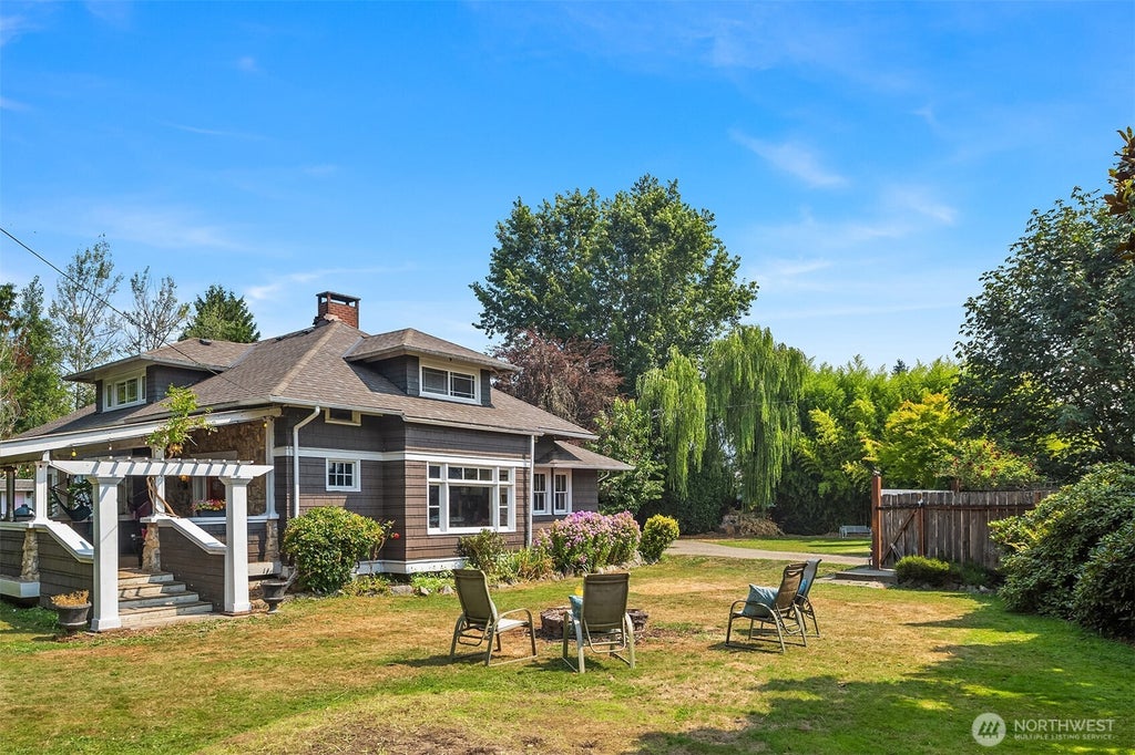 Photo of 32110 NE 55th Street, Carnation, WA 98014 (MLS # 2566591)