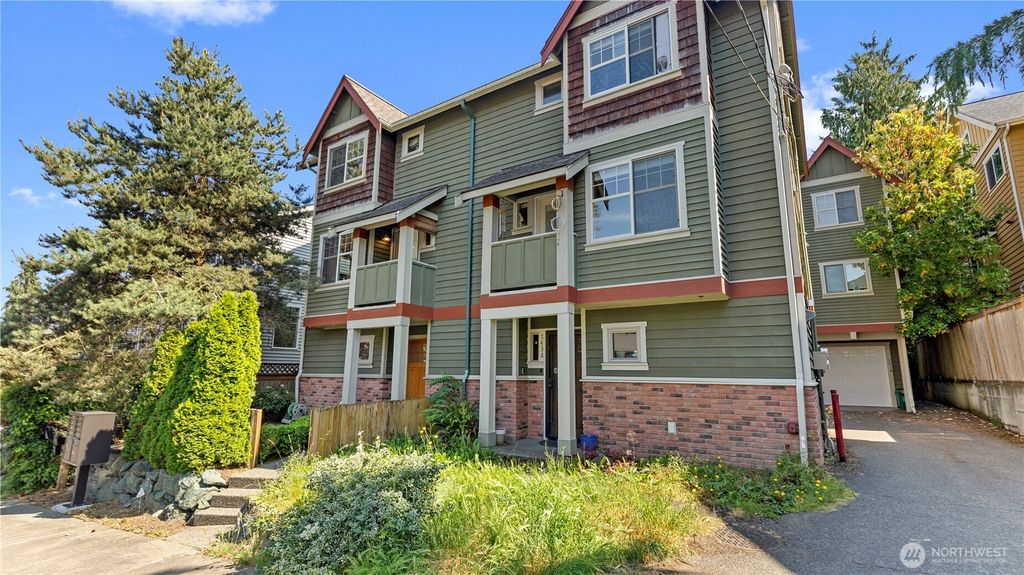 Photo of 743 94th Street N #B, Seattle, WA 98103 (MLS # 2393051)