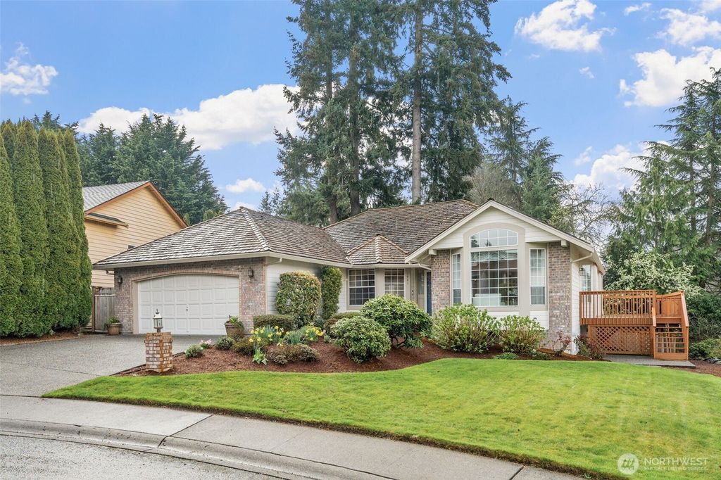 Photo of 1941 S 371st Place, Federal Way, WA 98003 (MLS # 2346793)