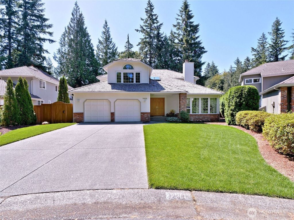 Photo of 22019 NE 26th Place, Sammamish, WA 98074 (MLS # 2422824)