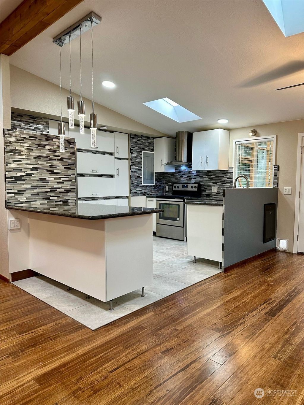 Photo of 9848 26th Avenue SW, Seattle, WA 98106 (MLS # 2201564)