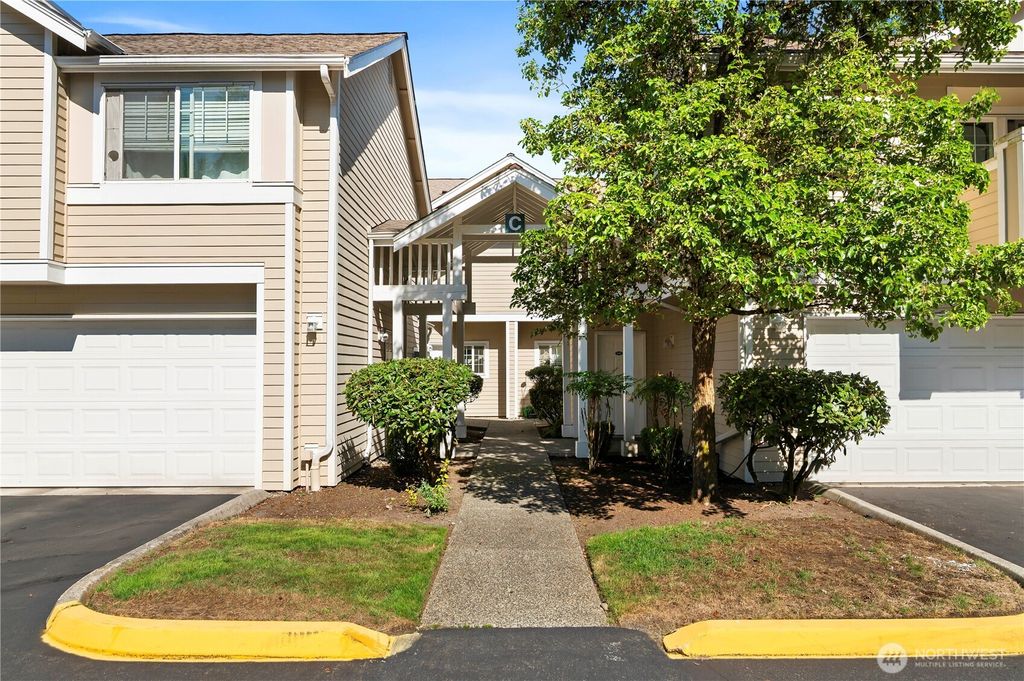 Photo of 1522 196th Street SE #C-103, Bothell, WA 98012 (MLS # 2409043)