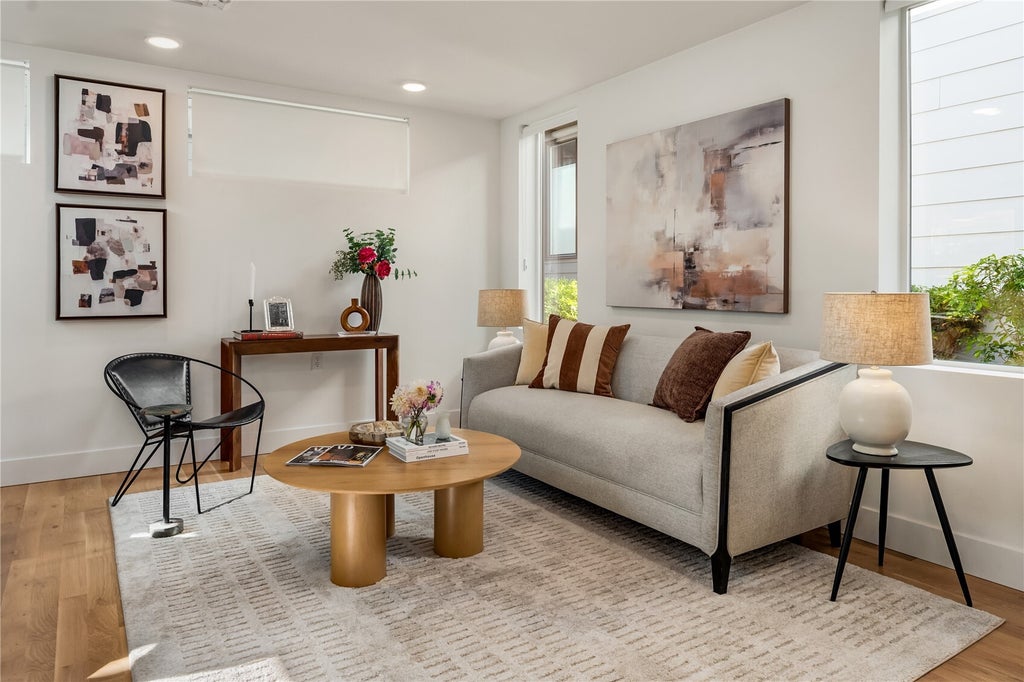 Photo of 1130 32nd Avenue E, Seattle, WA 98112 (MLS # 2595817)