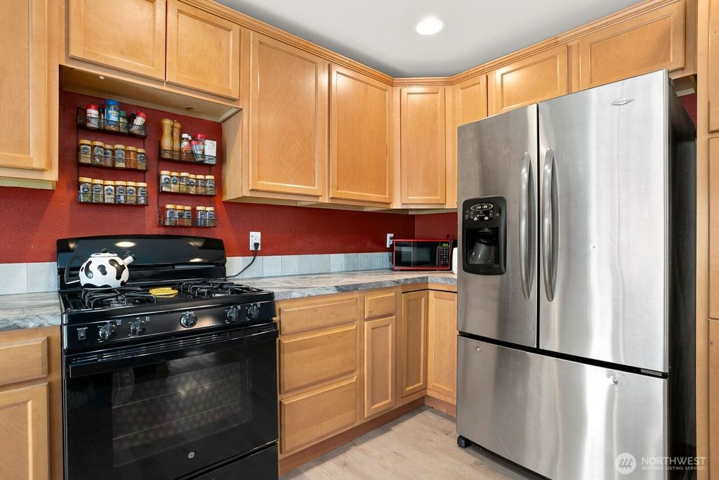 Photo of 1818 190th St Ct E CT, Spanaway, WA 98387 (MLS # 2525818)