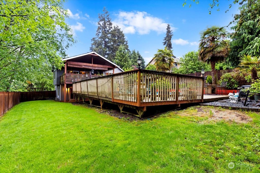 Photo of 21302 Poplar Way, Brier, WA 98036 (MLS # 2243989)