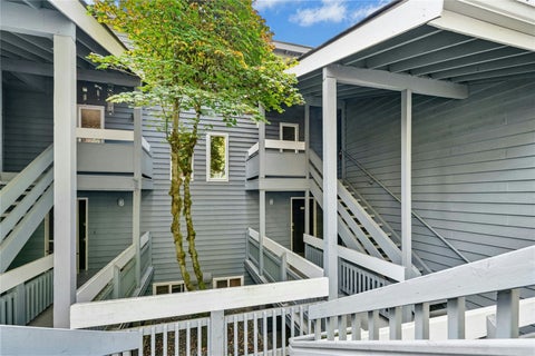 Photo of 9446 Redmond Woodinville Road NE #D223, Redmond, WA 98052 (MLS # 2594685)