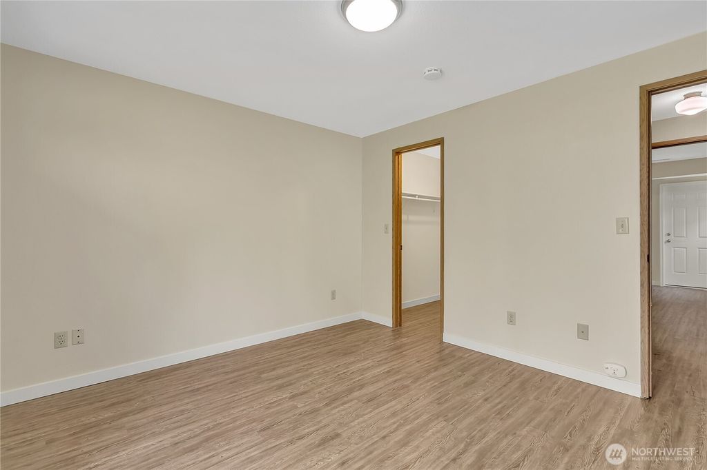 listing image 9367173344578681414