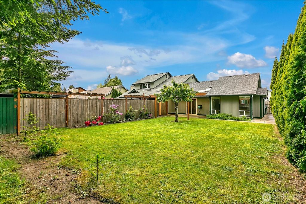 listing image 9367410858517300318
