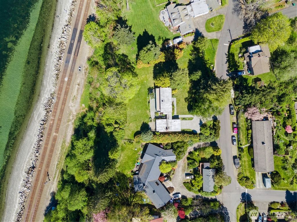 Photo of 607 Webster Street, Mukilteo, WA 98275 (MLS # 2490050)