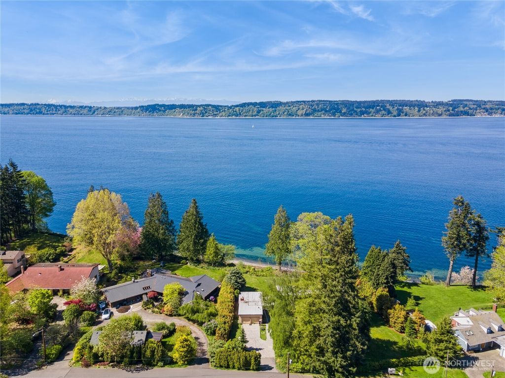 Photo of 607 Webster Street, Mukilteo, WA 98275 (MLS # 2490050)