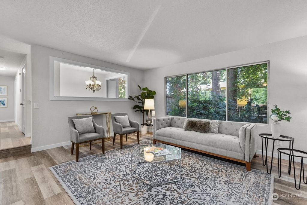 Photo of 19321 5th Avenue NE, Shoreline, WA 98155 (MLS # 2159213)