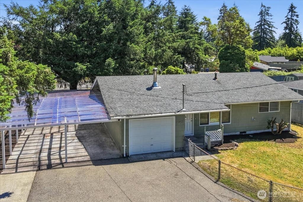 Photo of 11407 Farwest Drive SW, Lakewood, WA 98498 (MLS # 2540454)