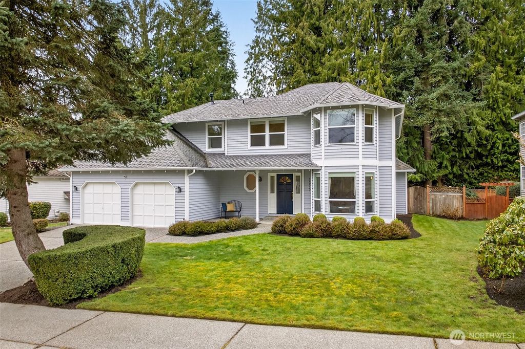 Photo of 13713 176th Avenue NE, Redmond, WA 98052 (MLS # 2486530)