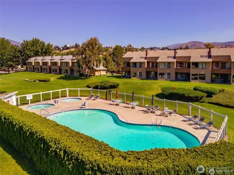 Photo of 1 Tennis 653-J2, Manson, WA 98831 (MLS # 2353371)