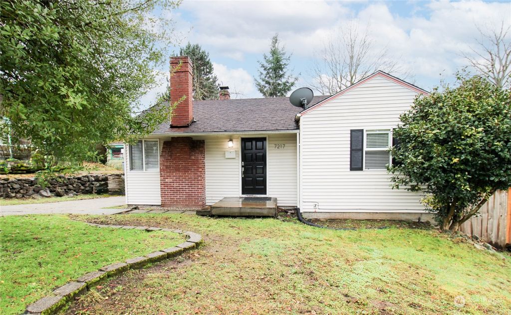 Photo of 7217 S 115th Street, Seattle, WA 98178 (MLS # 2185723)