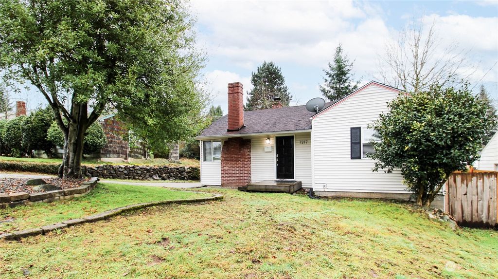 Photo of 7217 S 115th Street, Seattle, WA 98178 (MLS # 2185723)