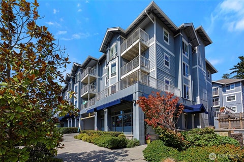Photo of 300 High School Road NE #406, Bainbridge Island, WA 98110 (MLS # 2573435)