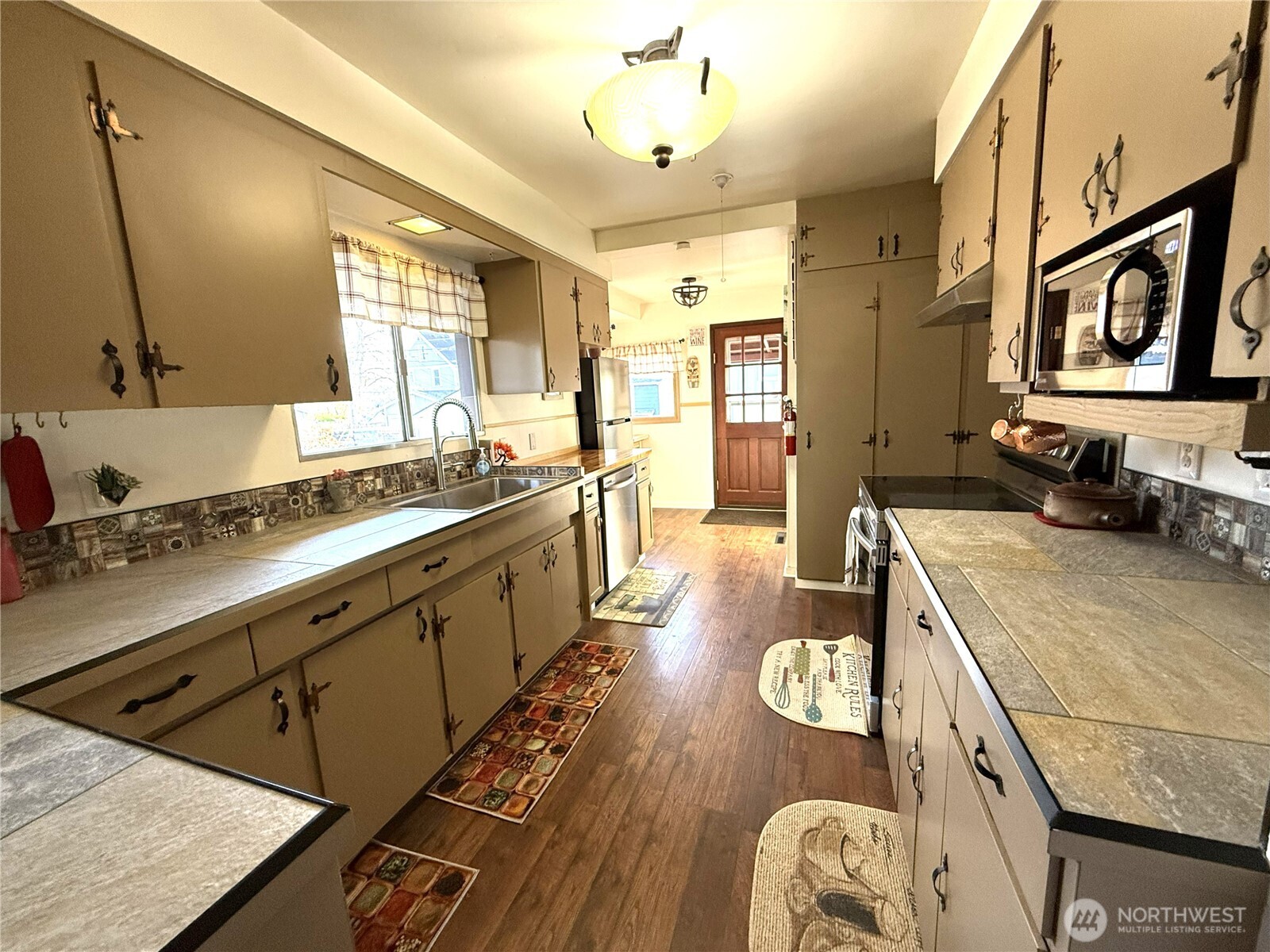 1012 N Steele Street